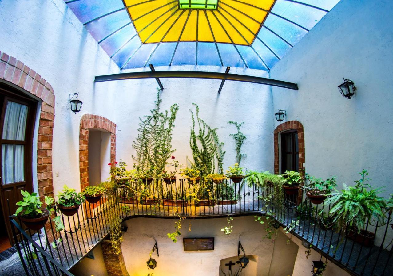 Gente De Mas Hostel 普埃布拉 外观 照片
